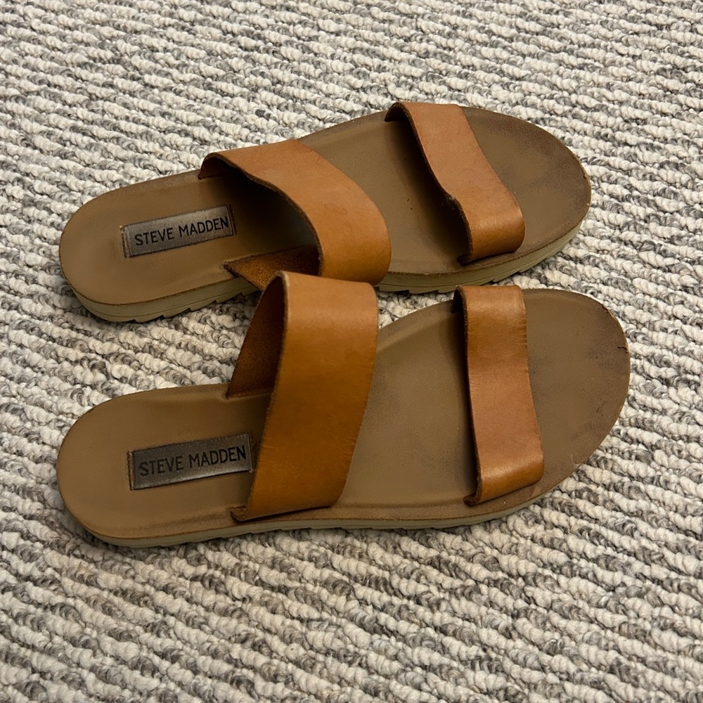 STEVE MADDED SANDALS